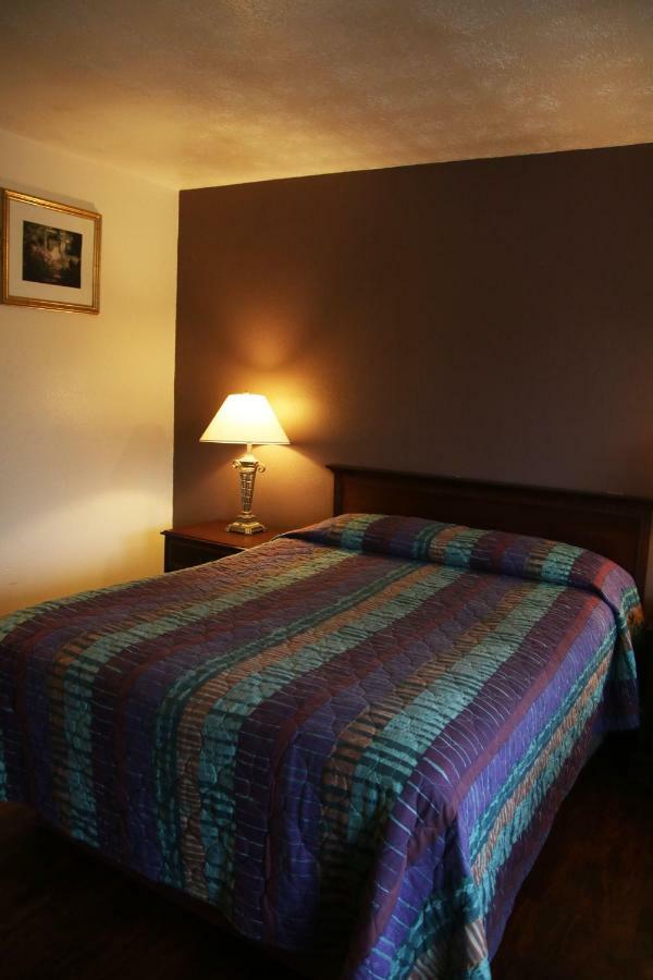 Imperial Inn Grand Blanc Exterior photo